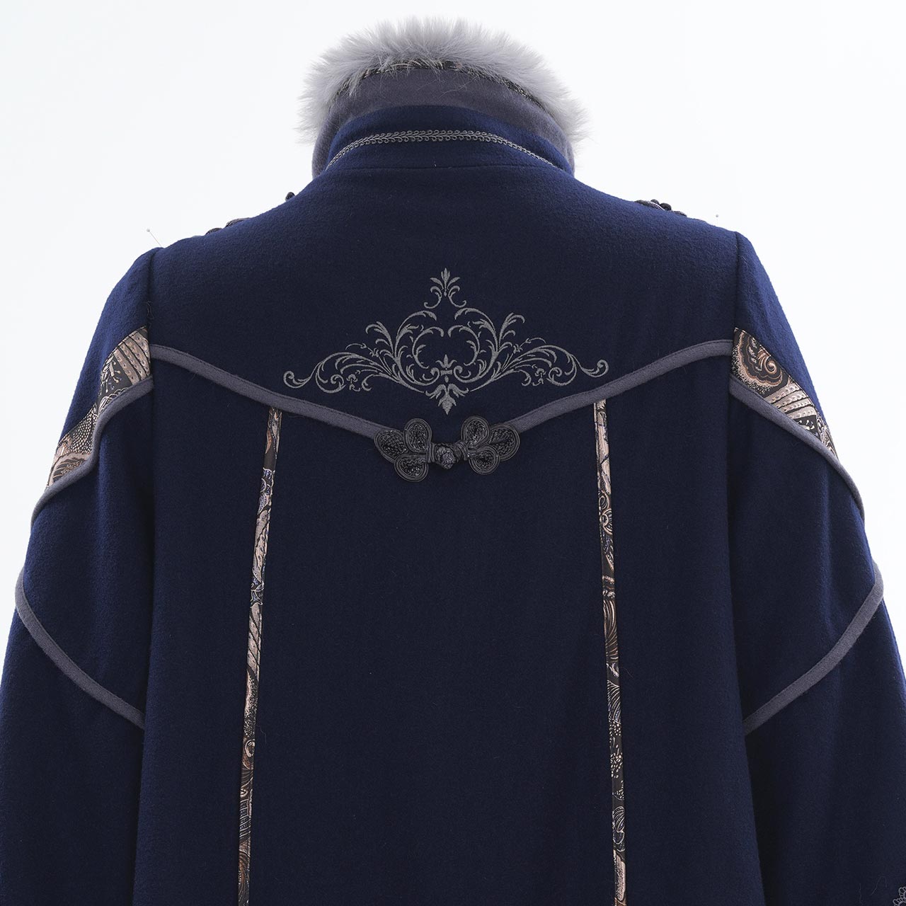 雪蜜跡(ゆきみつあと)チャイナコート