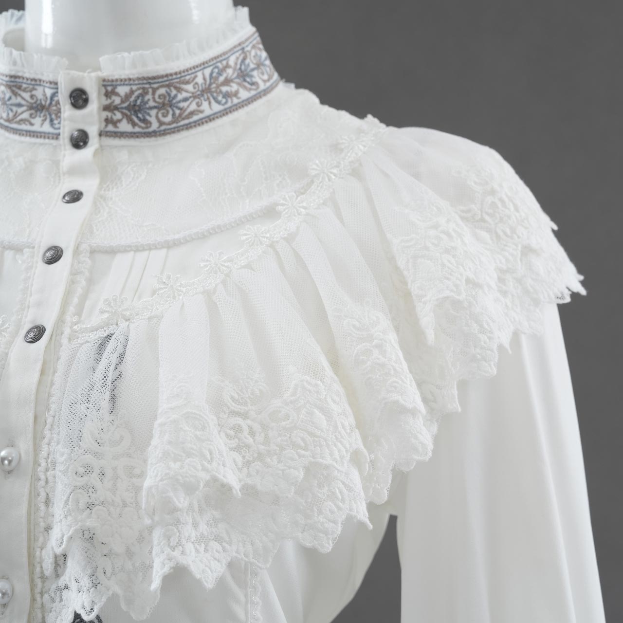 Midnight Masquerade ブラウス