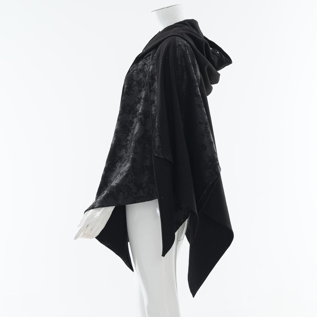 Echoes of Apocalypse マント